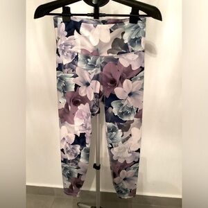 Old Navy Active Cool Dry Leggings - Purple and Blue